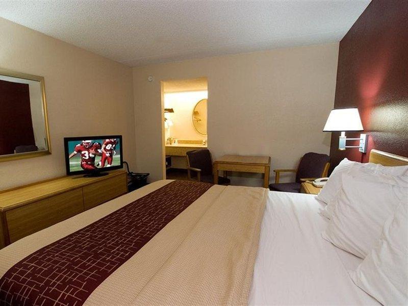 Bay Inn On Busch Тампа Экстерьер фото